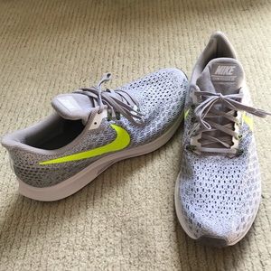 The Nike Air Zoom Pegasus 35 Running Shoe 10.5